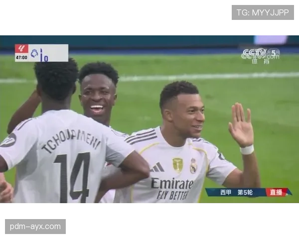 维尼修斯VS姆巴佩：新一代足坛王者之争谁能称雄