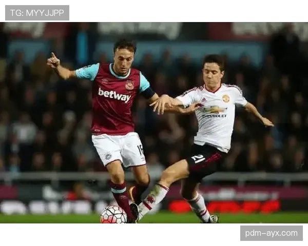 迪奥普闪耀英超赛场，助西汉姆联斩获关键胜利，状态回暖引关注