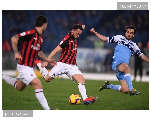 比利时德凯特莱雷在新赛季状态回暖，米兰足球俱乐部展现出强劲势头